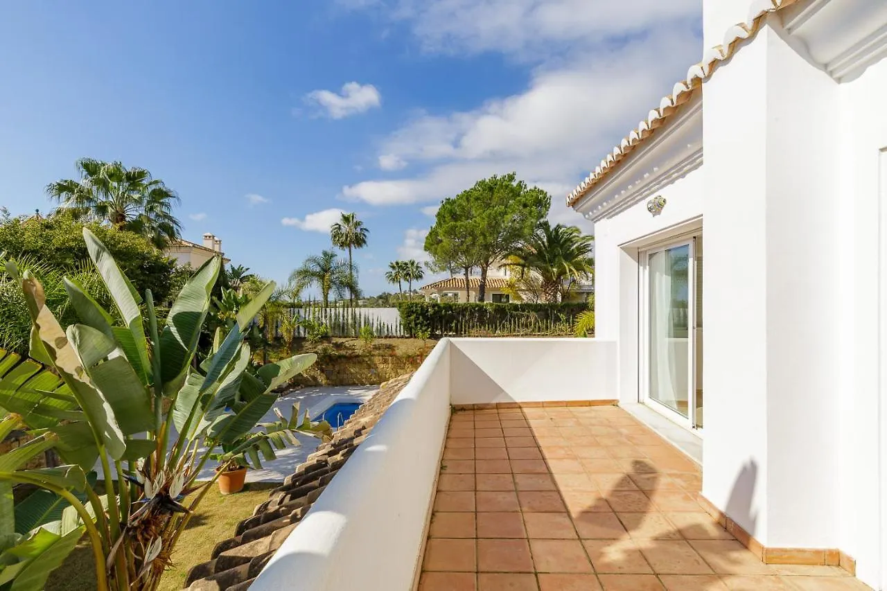 Marbella Luxury Villa 0*,